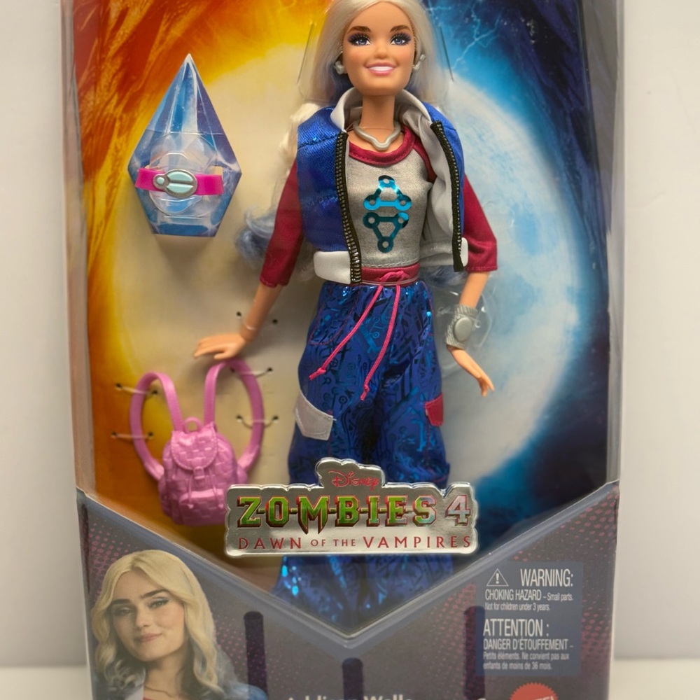 Mattel Disney Zombies 4: Dawn of the Vampires Addison Wells Fashion Doll NEW